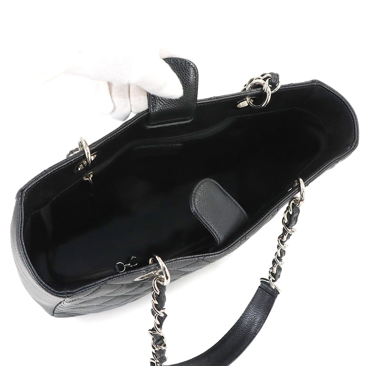 Matelasse Chain Tote Bag Leather Black Purse