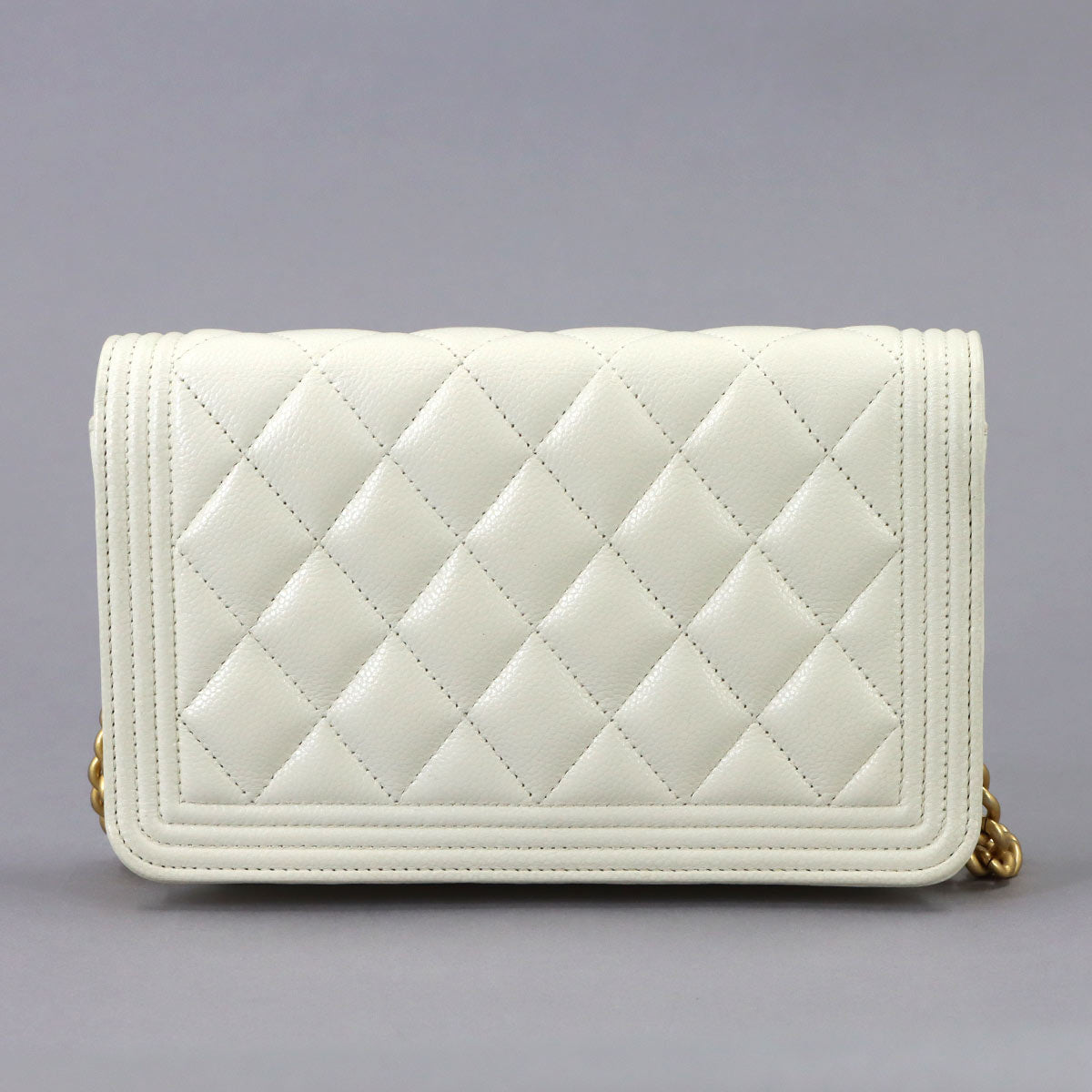 Boychanel Chain Wallet Leather White AP1117 Purse