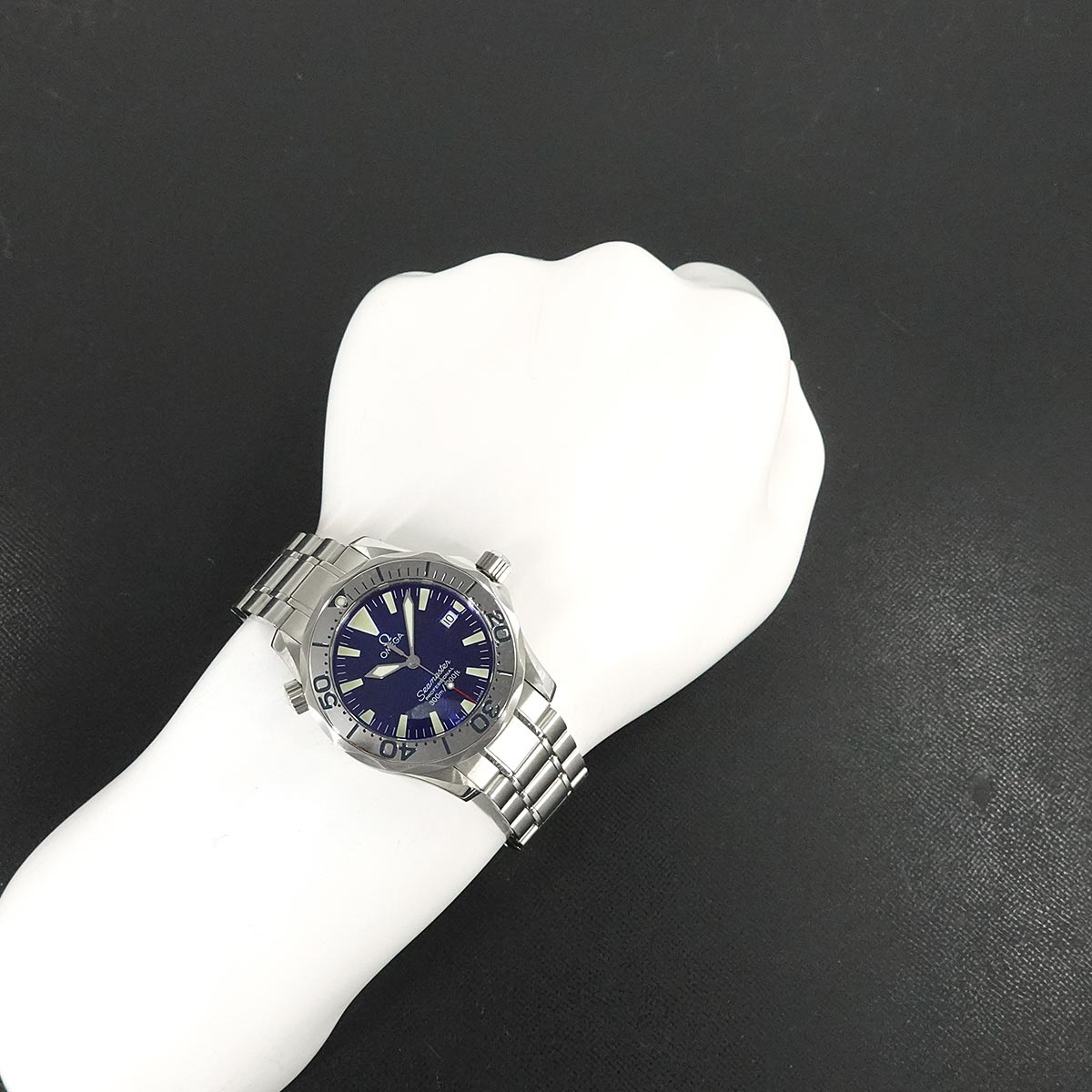 Seamaster Professional 300m 2263.80 Quartz Date Boys Watch