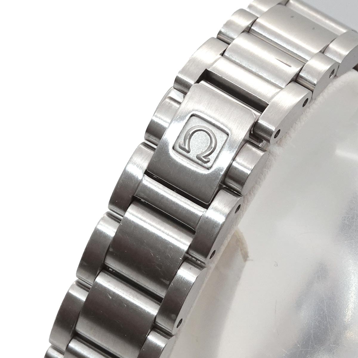 Seamaster Aqua Terra 2577 50 Date Quartz Black Dial Ladies