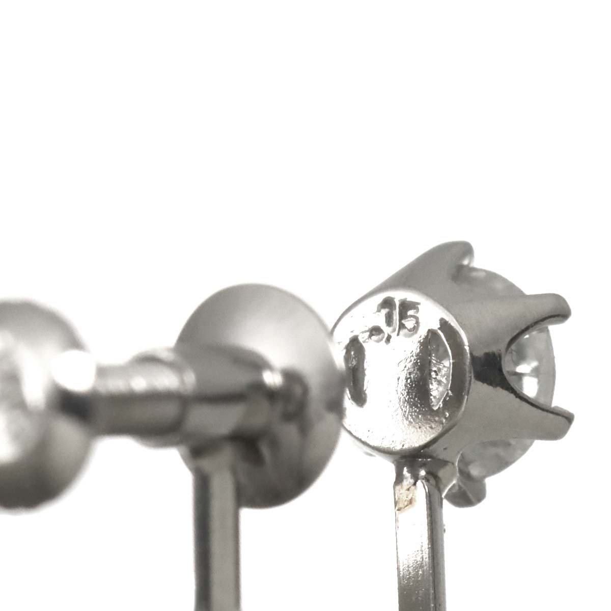 Diamond 0.15ct/0.15ct Earrings Clip on Platinum