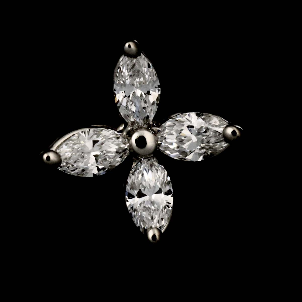 Victoria Diamond Mini Earrings Pierced Pt Platinum