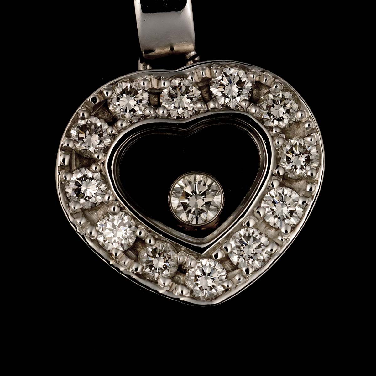 Happy Diamond Heart Necklace 18K White Gold 750