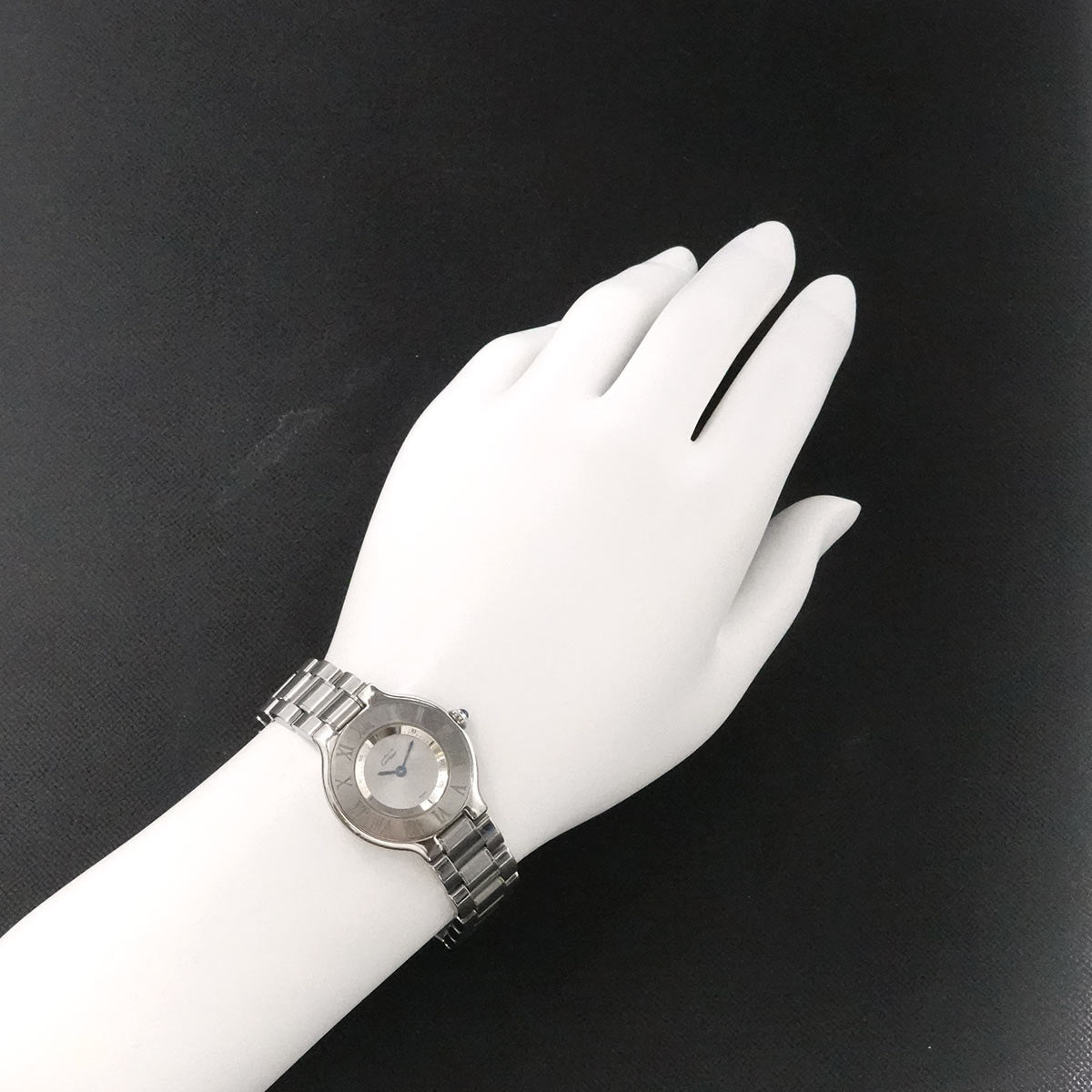 Must 21 W10109T2 Quartz Silver Dial Ladies Watch