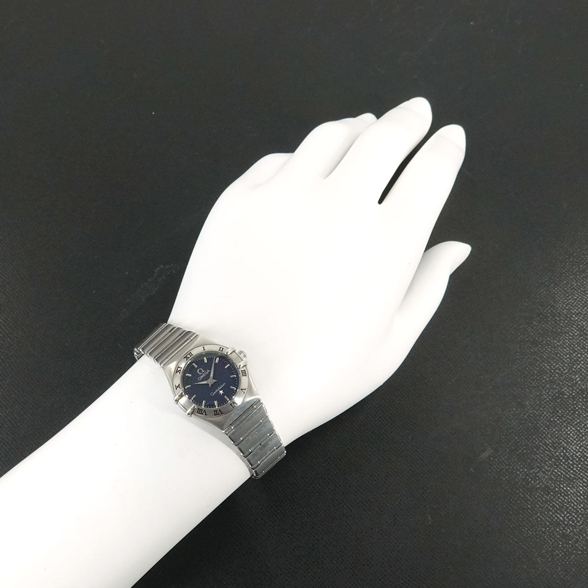 Constellation 1562 40 Quartz Gray Dial Ladies Watch