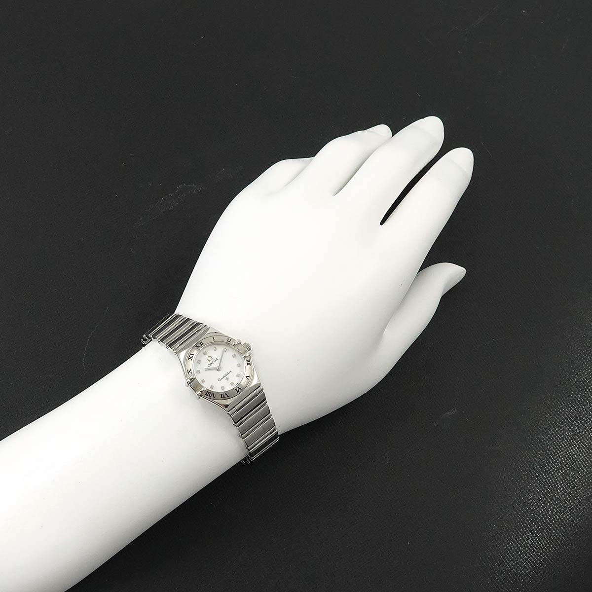 Constellation Mini My Choice 1561.71 White Shell Dial Ladies
