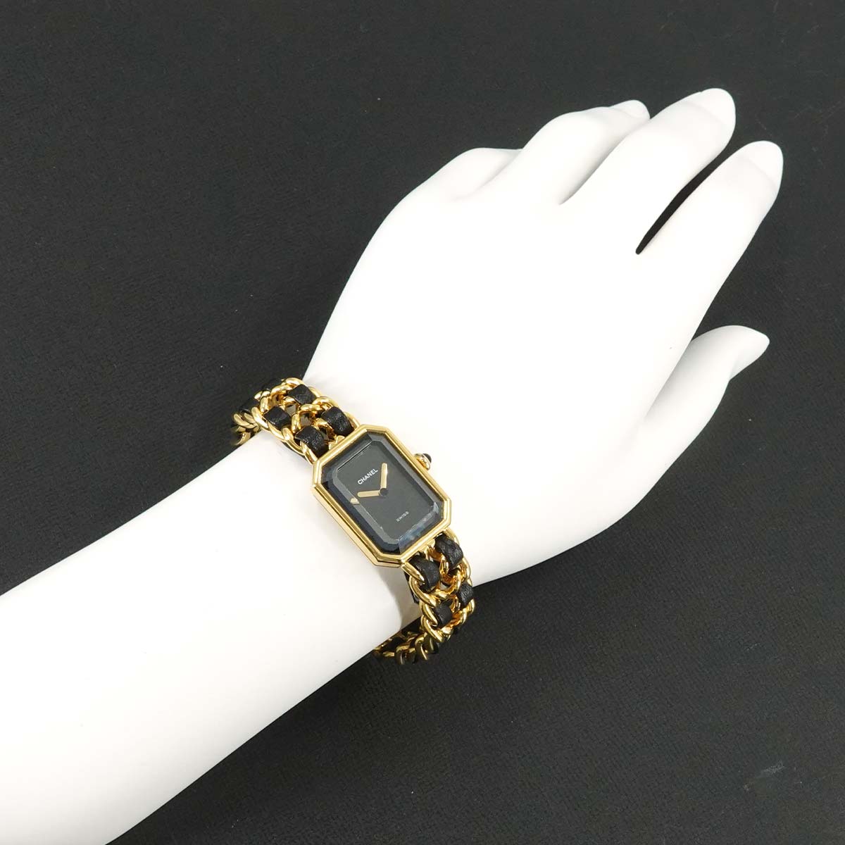 Premiere Size XL H0001 Vintage Quartz Black Dial Ladies Watch