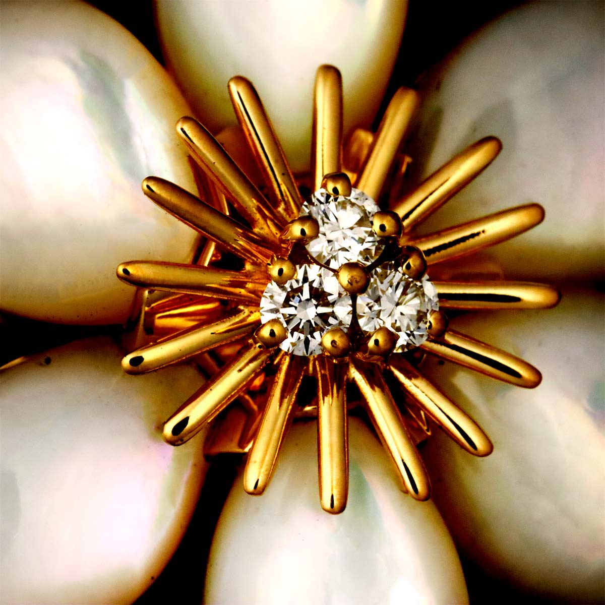 MOP Diamond Flower Mini Earrings Pierced 18K YG 750