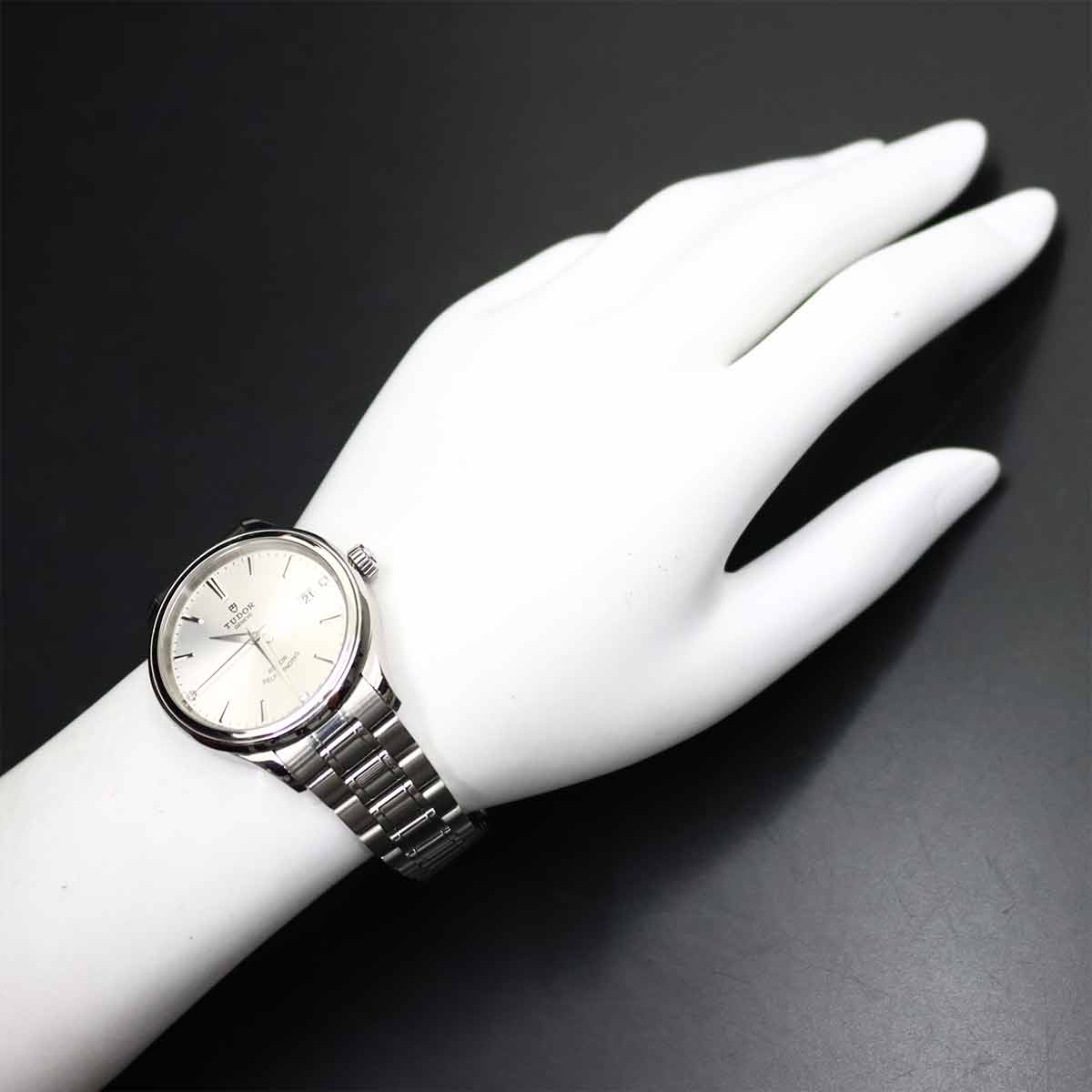Style 12500 3P Diamond Automatic Silver Dial Date Mens Watch