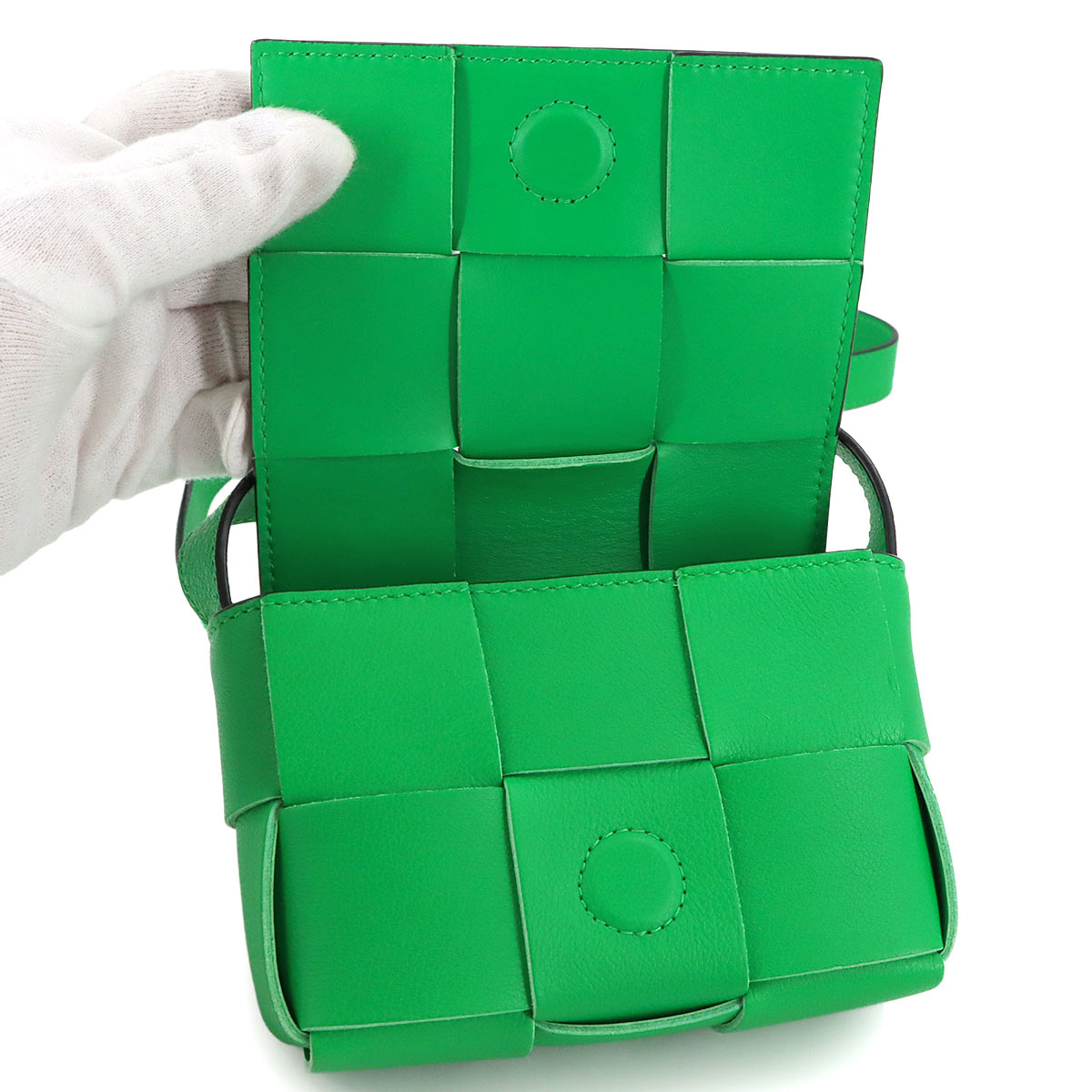 Intrecciato Candy Cassette Shoulder Bag Leather Green