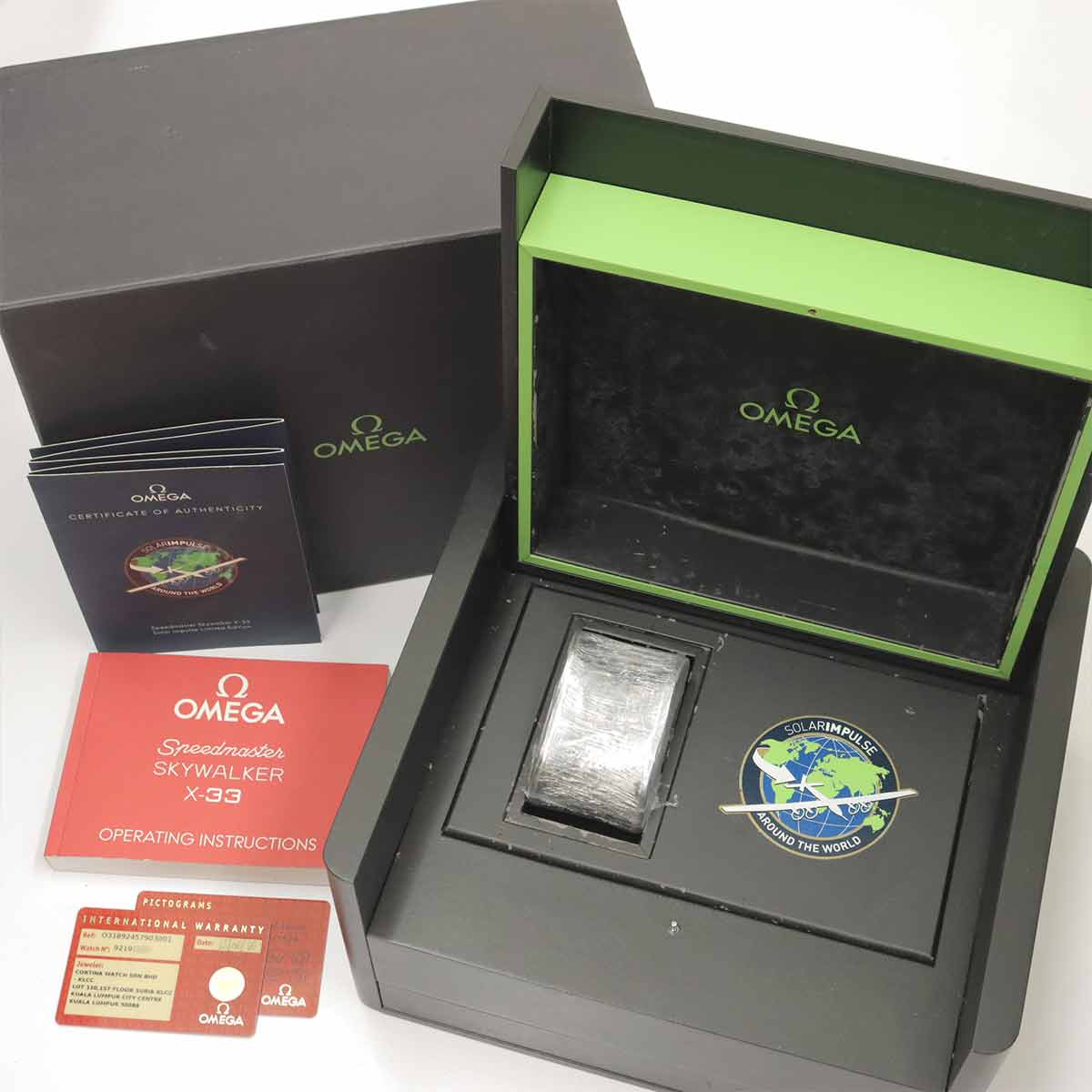 Speedmaster skywalker X-33 318 92 45 79 03 001 Quartz Watch