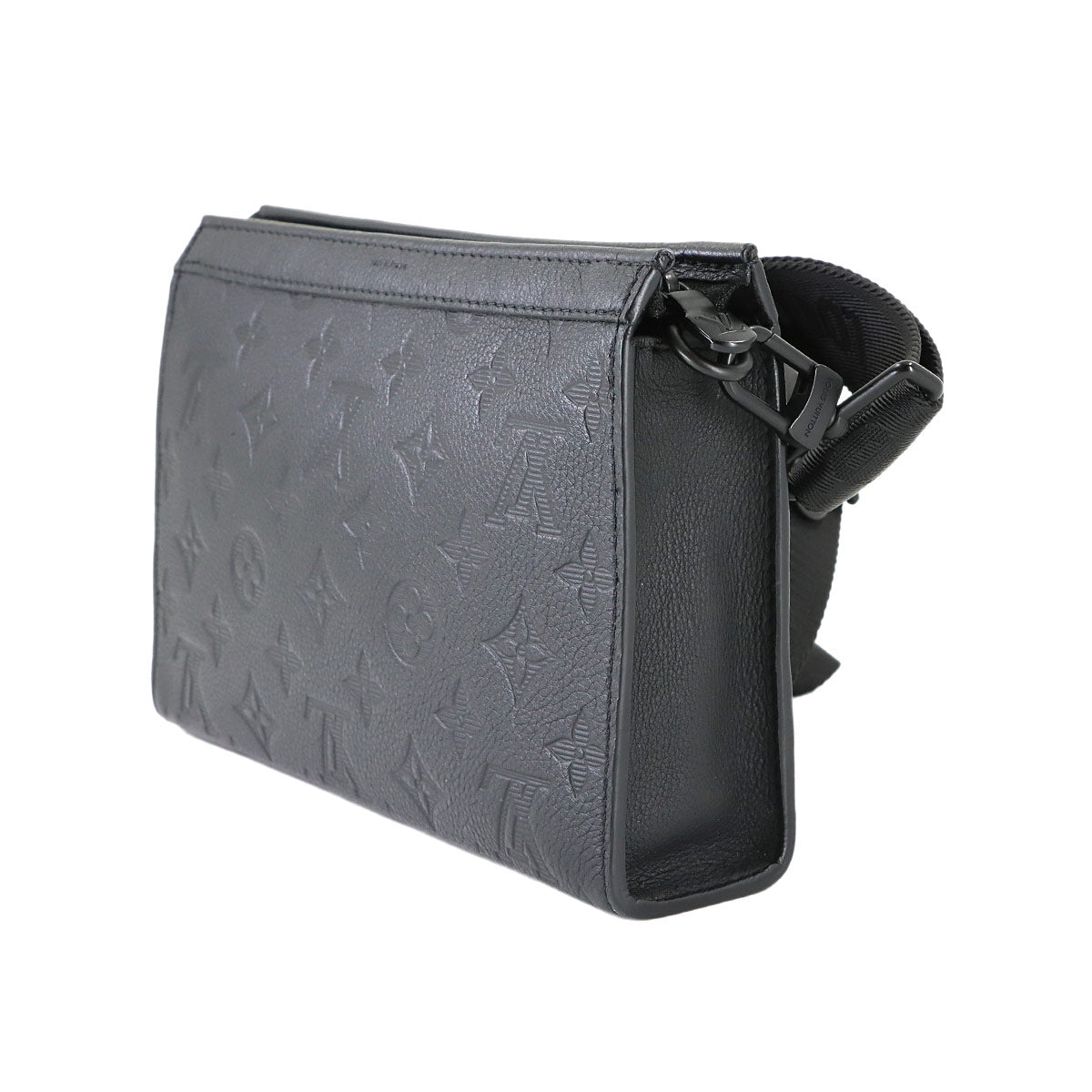 Monogram Shadow Gaston Wearable Wallet Shoulder M81115