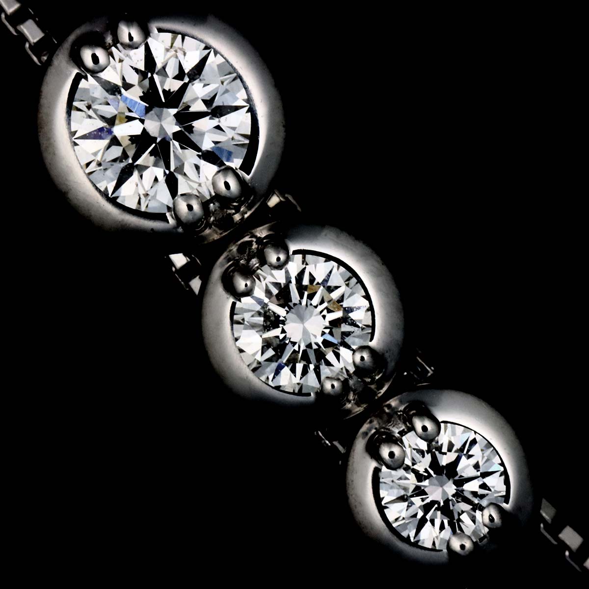 Trilogy Diamond 0.55ct Necklace 18K WG 750
