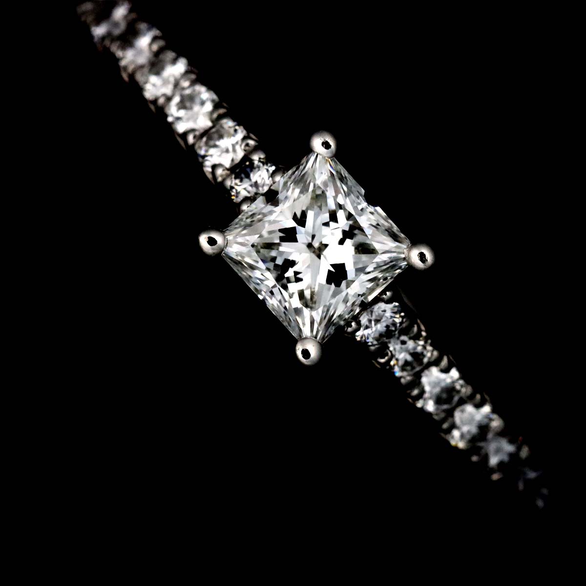 Novo Diamond 0.28ct Ring Pt size4.75-5(US)
