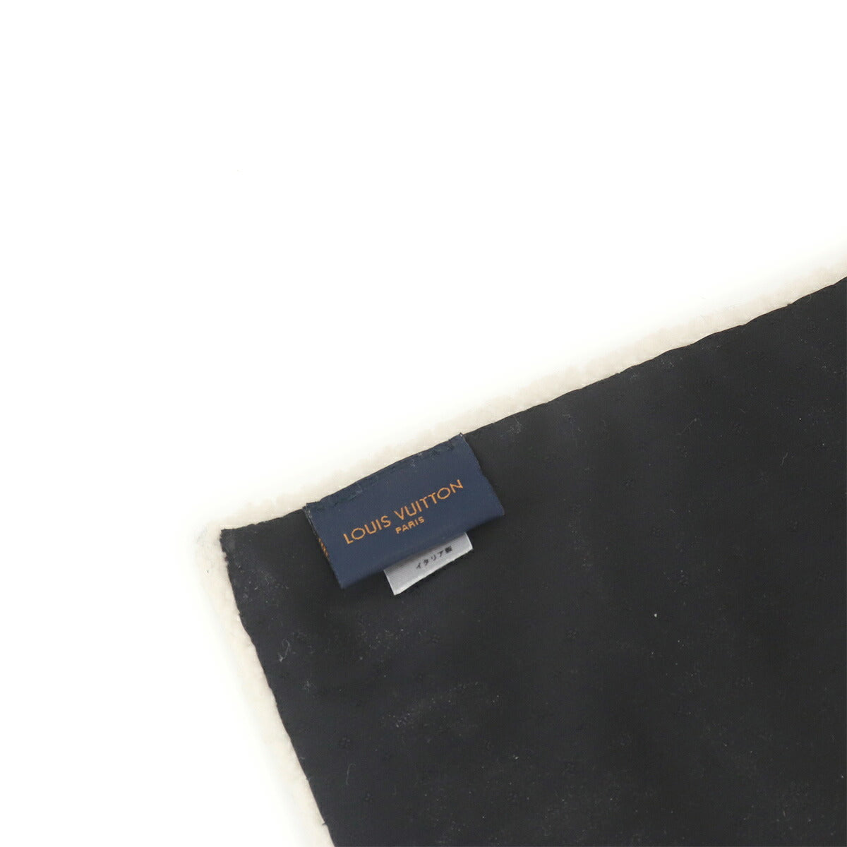 Echarpe Shearling Winter Scarf White Black M77054