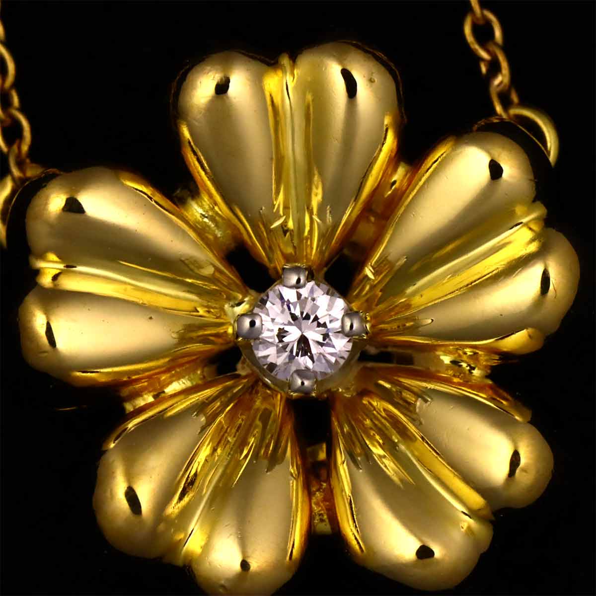 Diamond Necklace 18K Yellow Gold 750