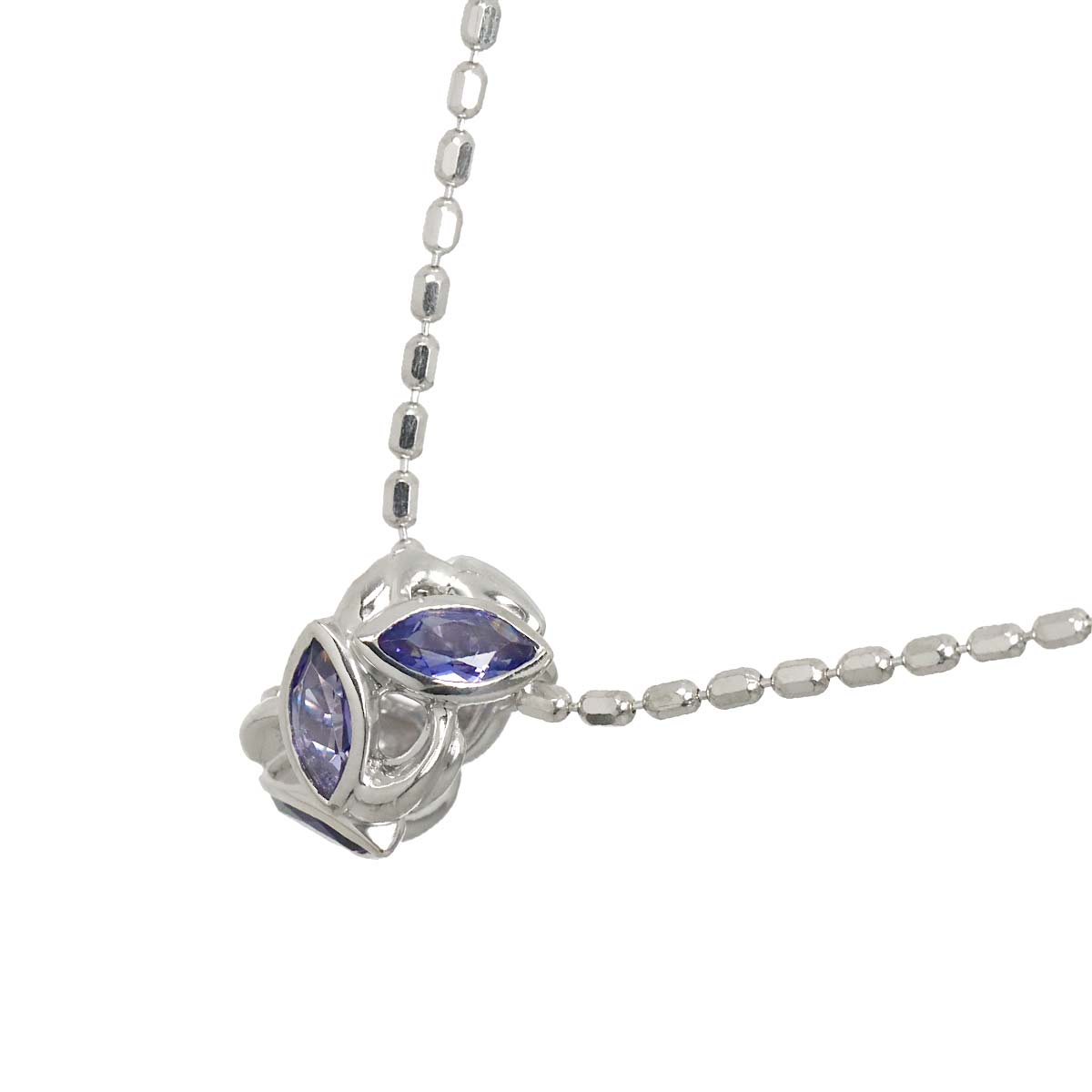 Iolite Necklace 18K White Gold 750