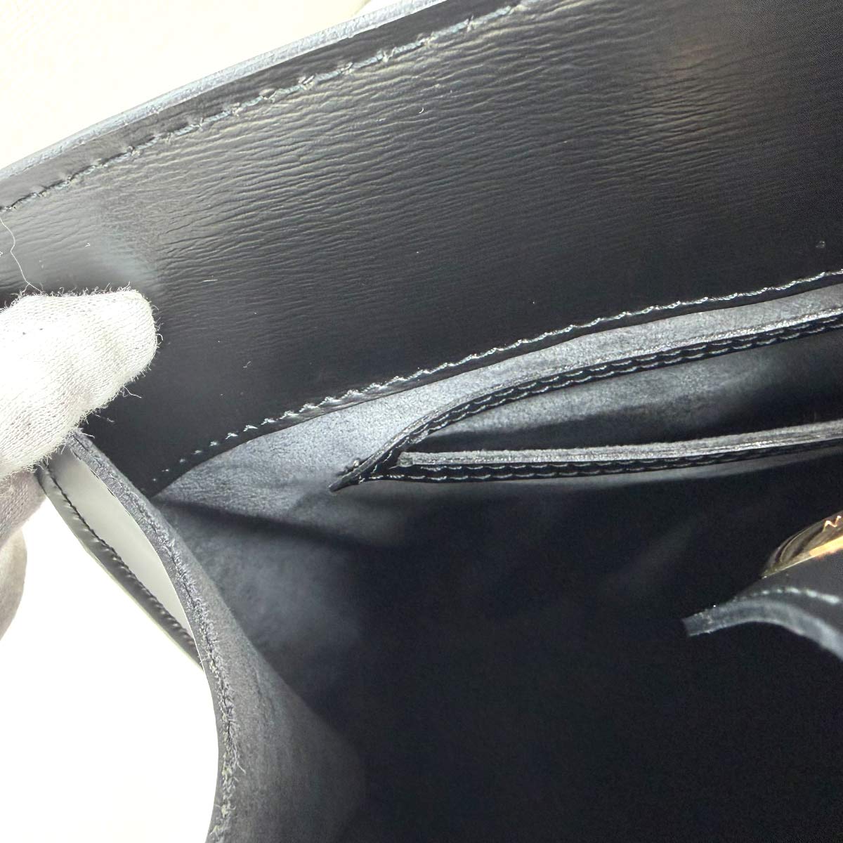 Epi Cluny Shoulder Bag Leather Noir M52252 Purse