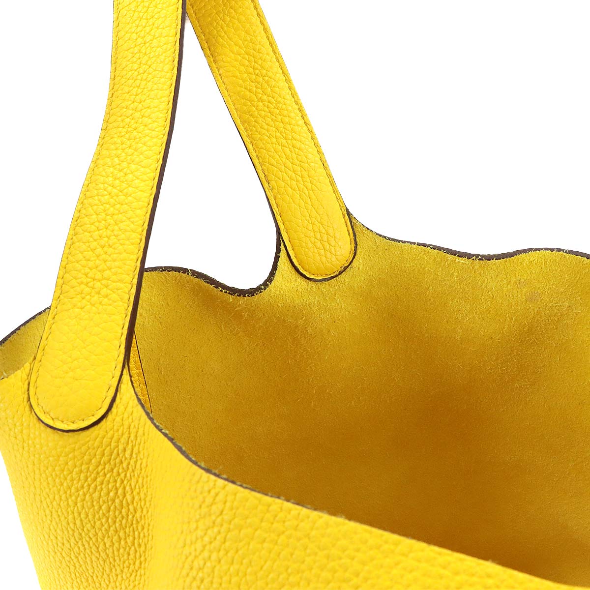 Picotin Lock MM Hand Bag Taurillon Clemence Jaune de Naples
