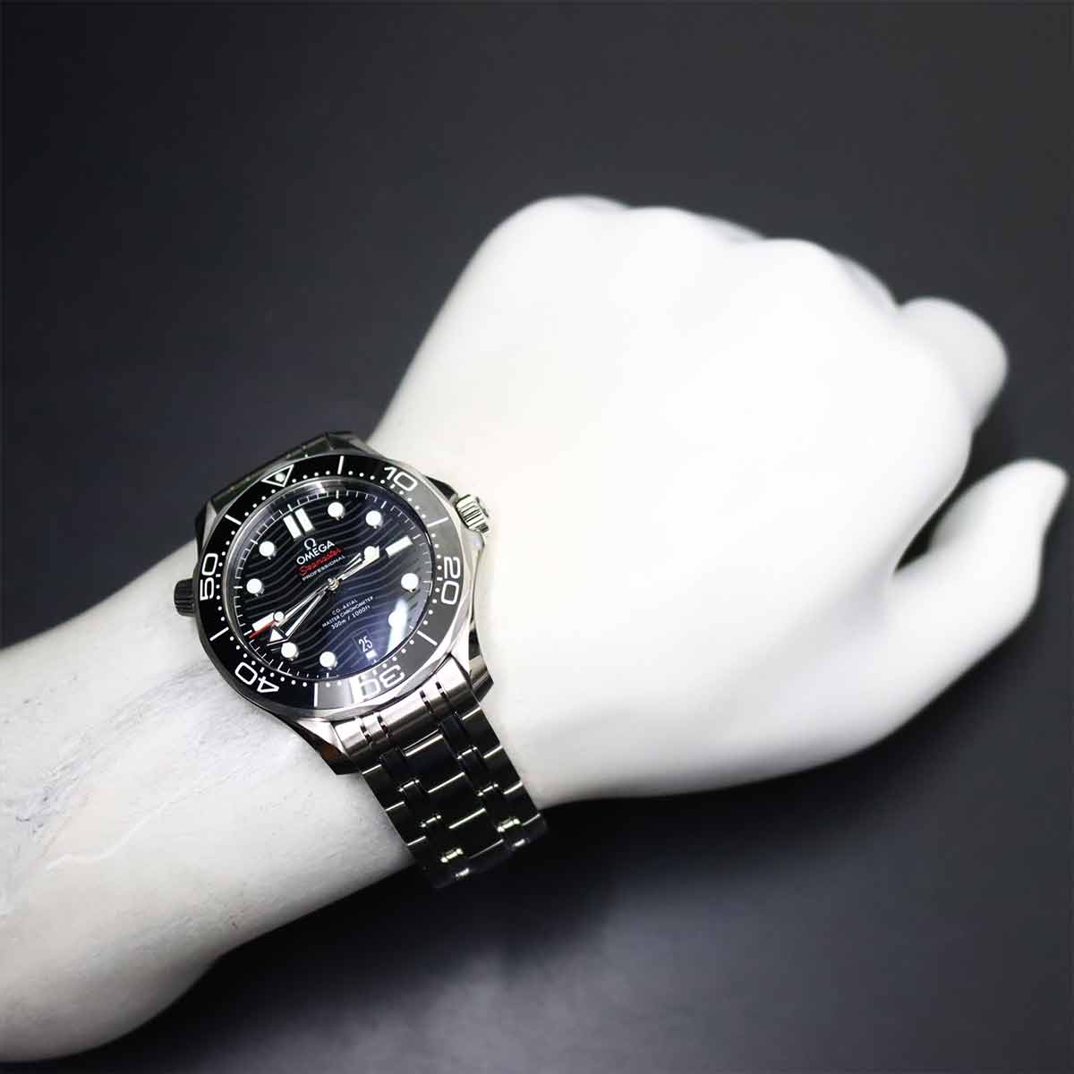 Seamaster Diver 300 Co-Axial 210 30 42 20 01 001 Automatic