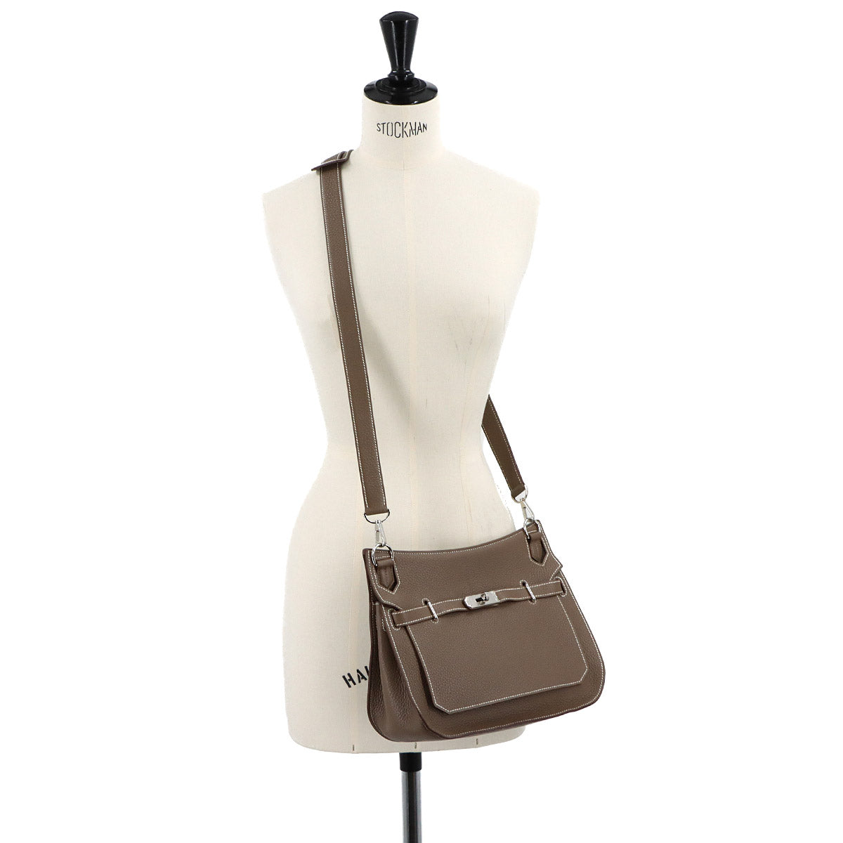 Jypsiere 28 Shoulder Bag Taurillon Clemence Etoupe