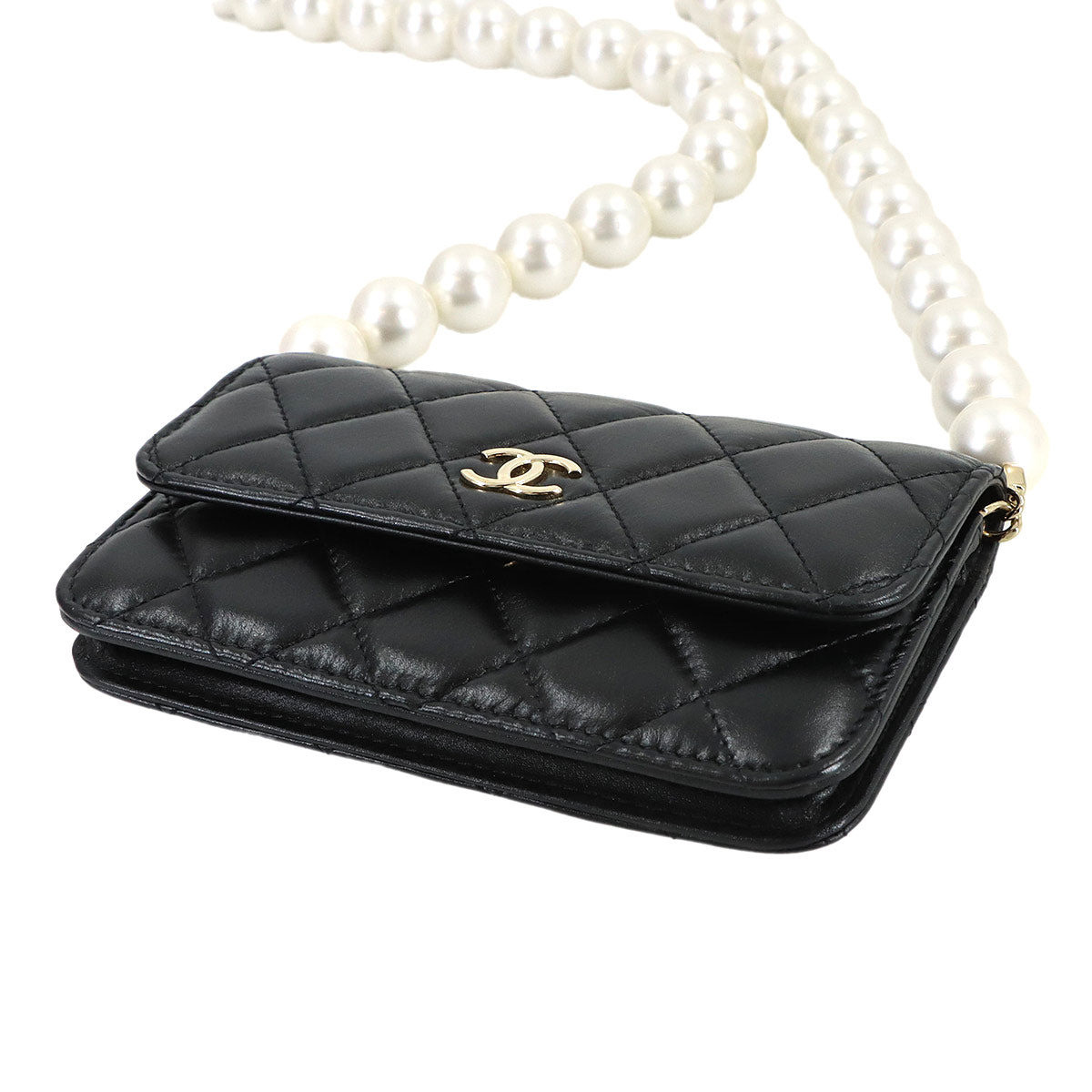 Matelasse Faux Pearl Chain Wallet Leather Black AP1839