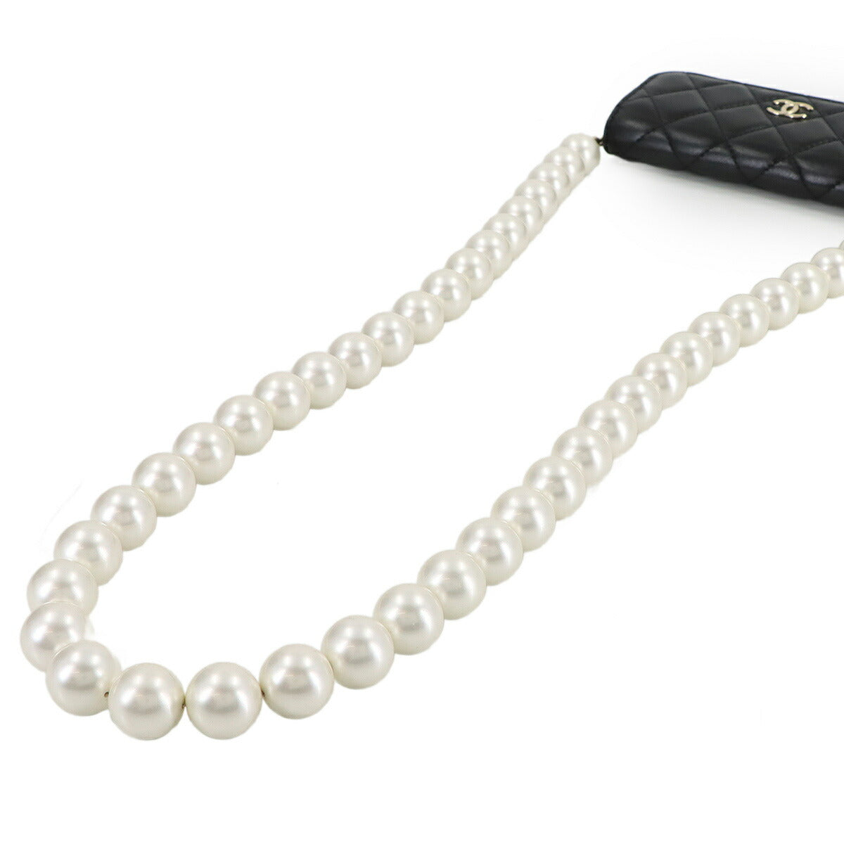 Matelasse Faux Pearl Chain Wallet Leather Black AP1839