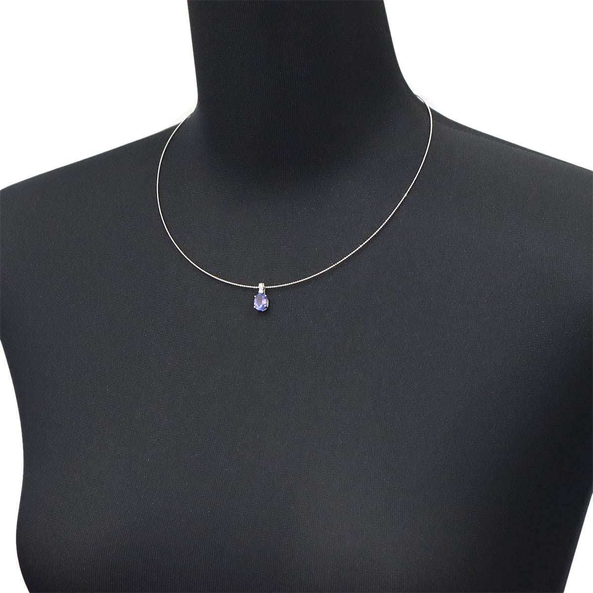 Tanzanite 1.20ct Diamond 0.09ct Necklace 18K 18K White Gold 750
