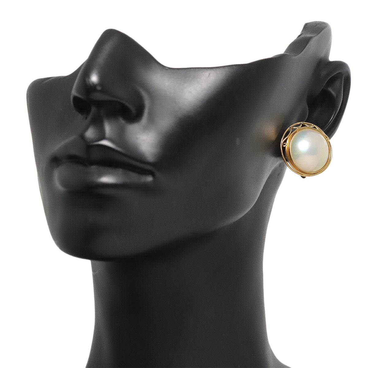 Mabe Pearl Earrings 18K YG 750