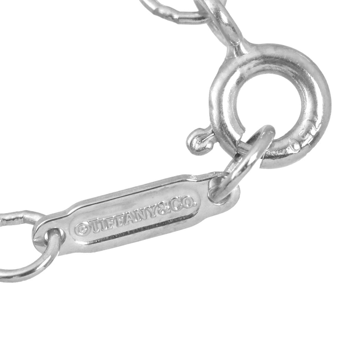 Atlas Key Necklace 18K White Gold 750