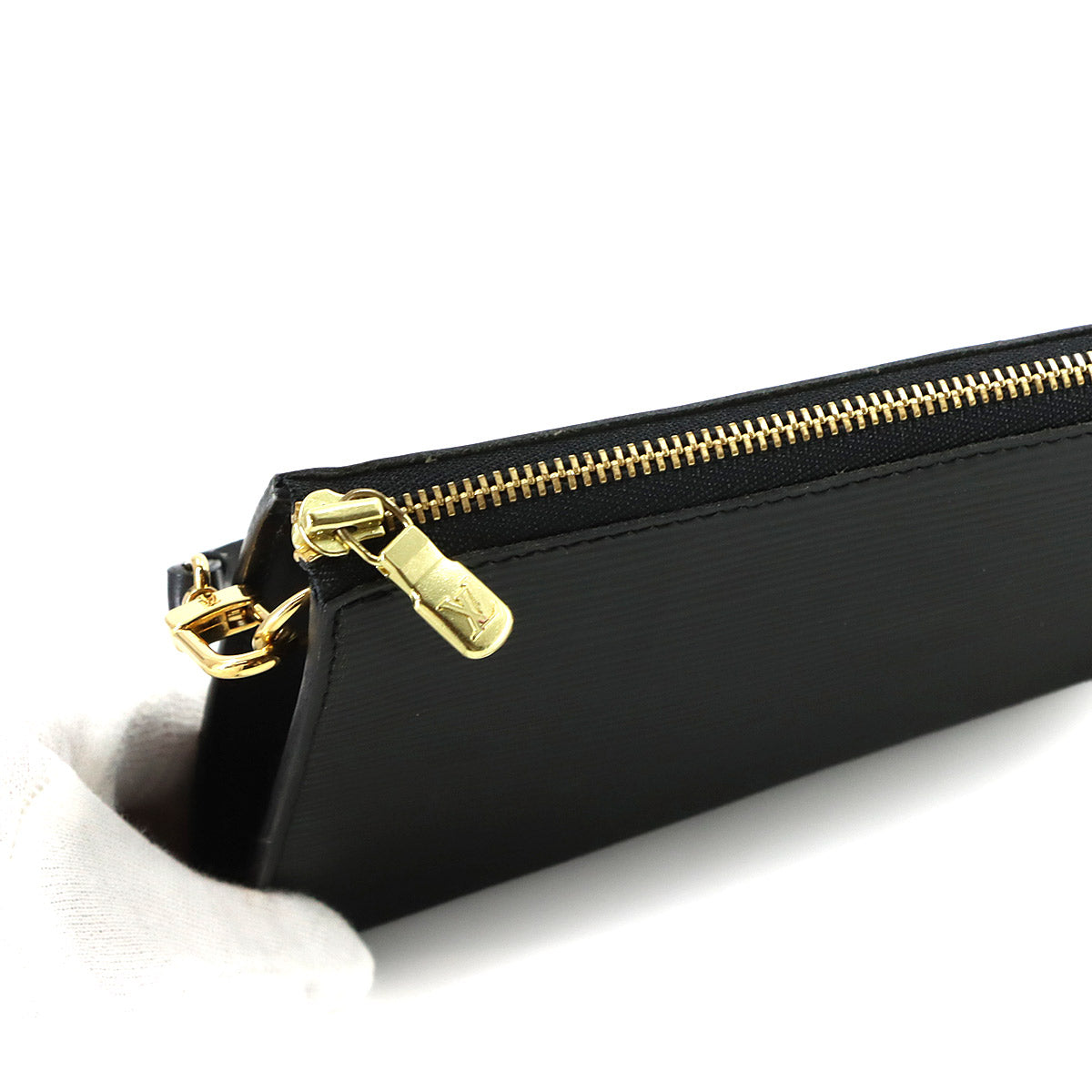 Epi Pochette Accessoires Hand Bag Black M52942