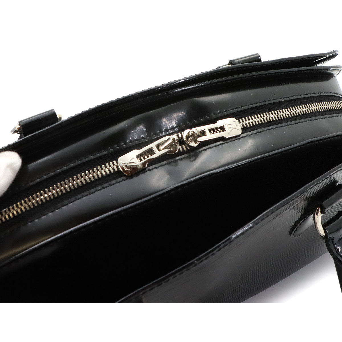 Epi Electric Pont Neuf PM Hand Bag Leather Noir M5907N