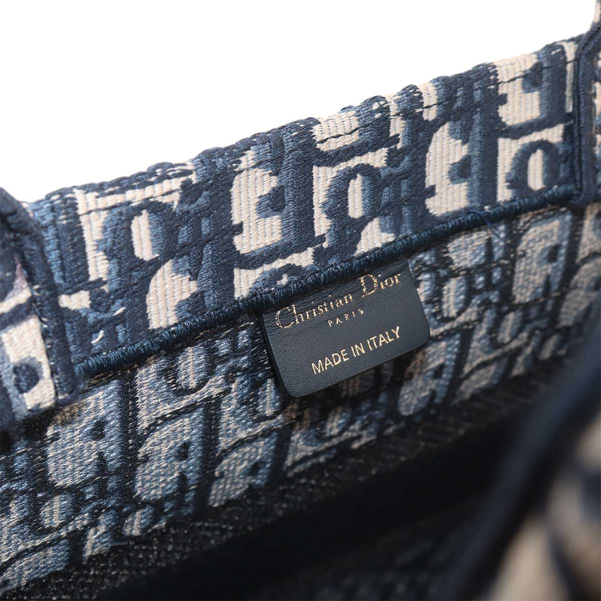 Oblique Book Tote Medium Bag Canvas Navy M1296ZRIW