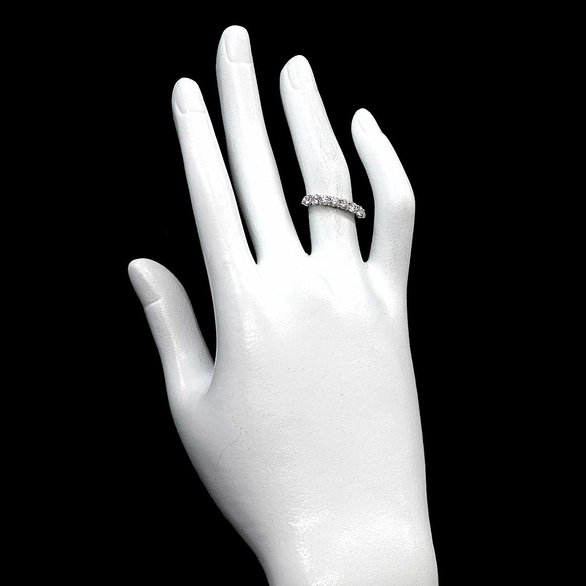 Half Diamond Ring Platinum size5.5-5.75(US)