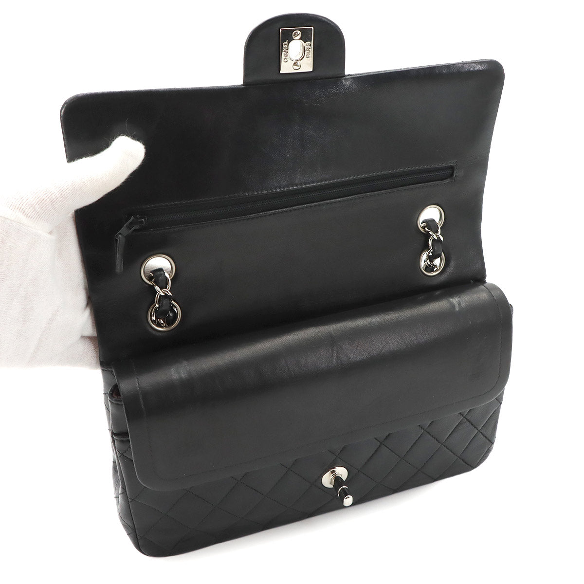 Matelasse 25 Chain Shoulder Bag Leather Black A01112 11.12
