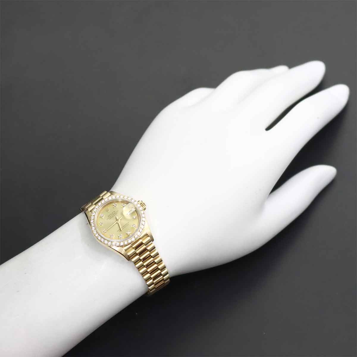 Datejust 69138G Serial 9 Diamond Bezel 750 YG Gold Dial Ladies