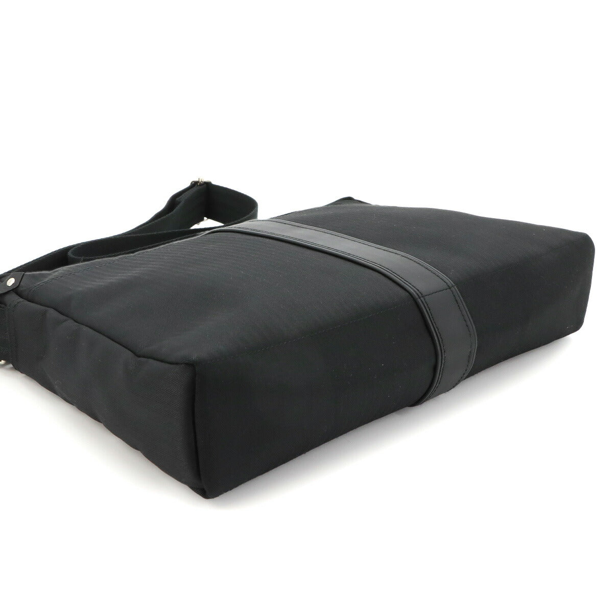 Acapulco Basas MM Shoulder Bag Toile Chevron Leather Black