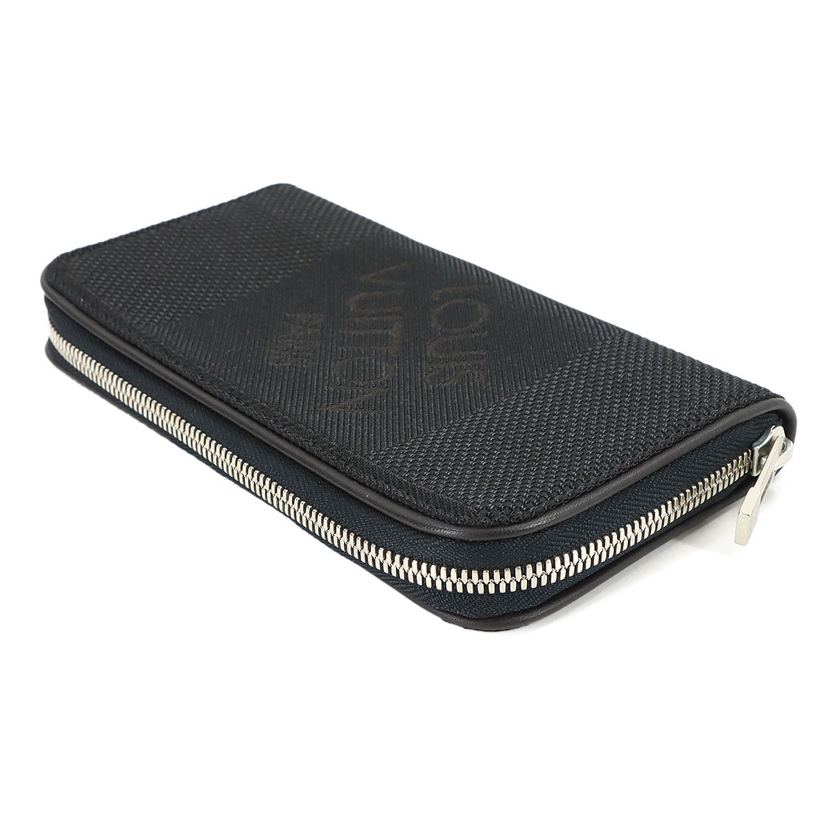 Damier Geant Portefeuille Long Zippe Wallet M93546