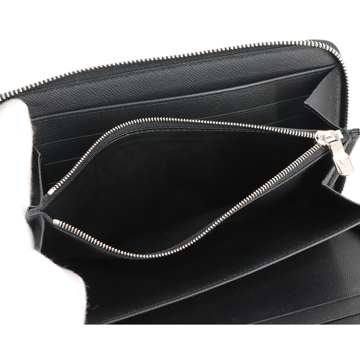 Epi Zippy Organizer NM Long Wallet Leather Noir M62643