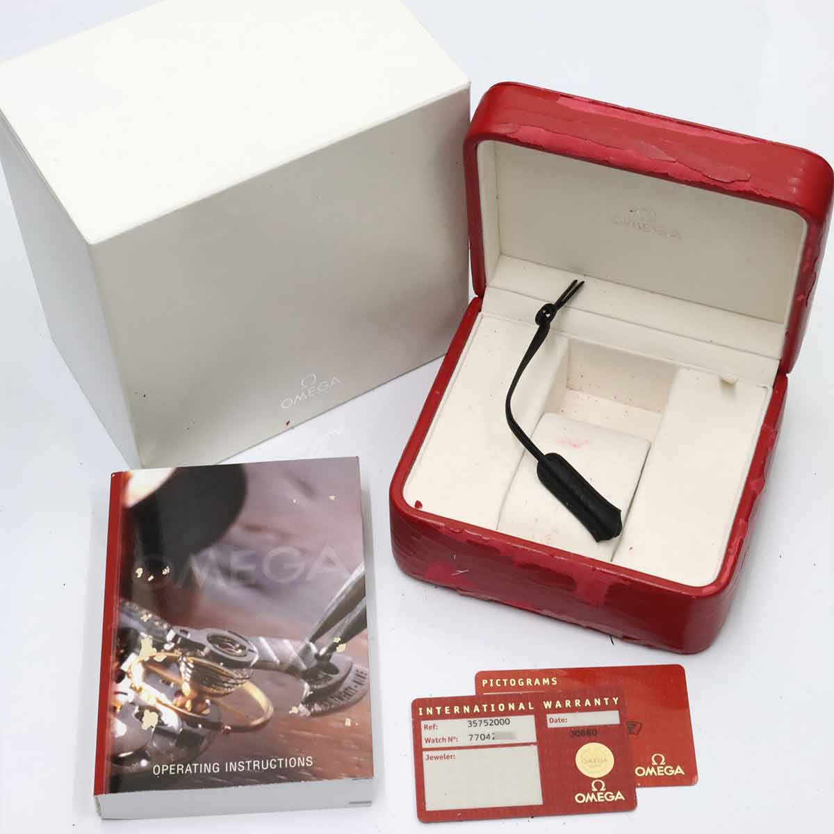 Speedmaster Professional 3575 20 Hand Winding White Dial Mens