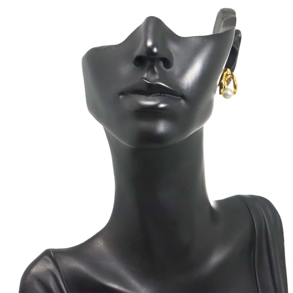 Akoya Pearl 6.5mm Earrings Clip on 18K Yellow Gold 750