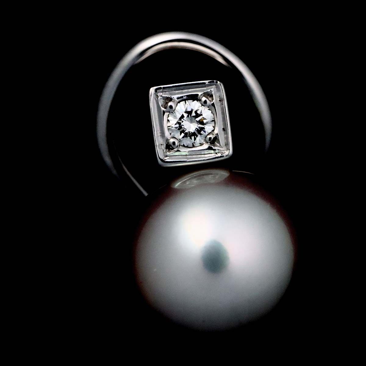 Akoya Pearl 7.2mm Diamond Earrings Clip on 18K WG 750