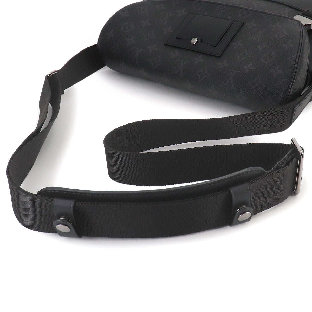 Monogram Eclipse Messenger Voyage PM Shoulder Bag M40511