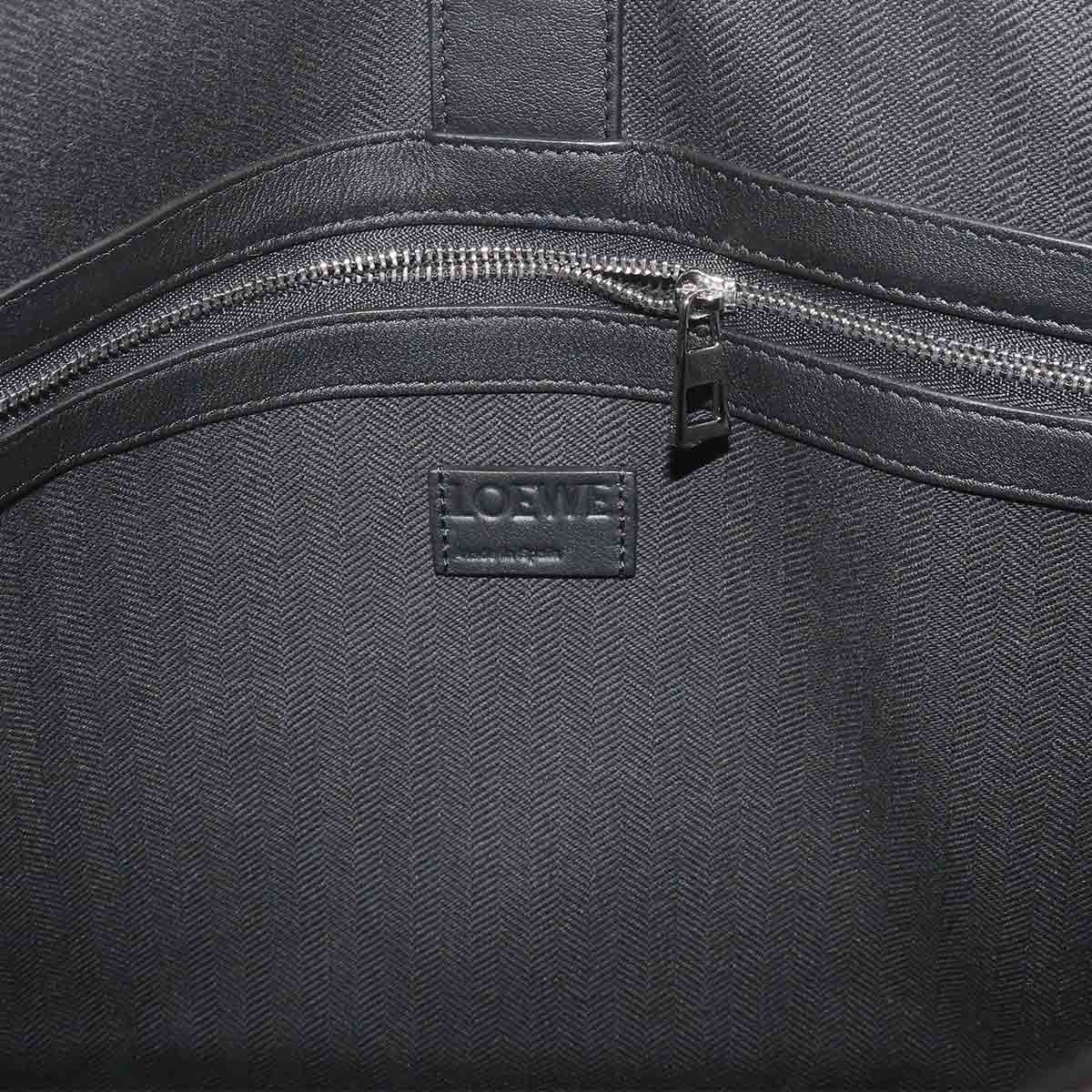 Buckle Horizontal Tote Bag Leather Black B692K96X04