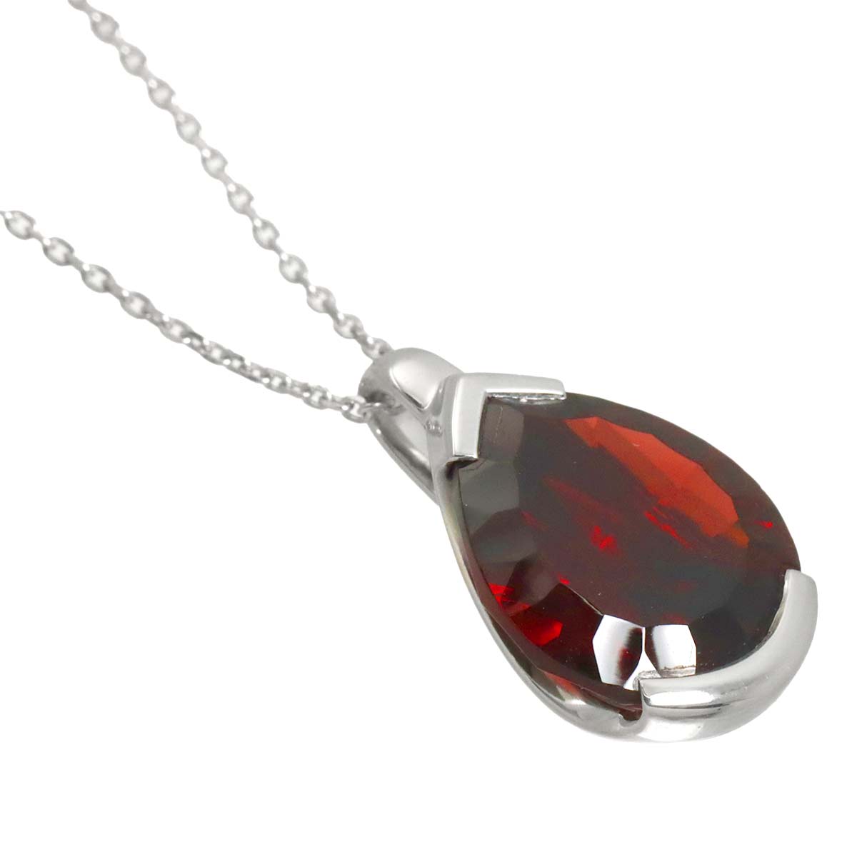 Garnet Necklace 18K WG 750