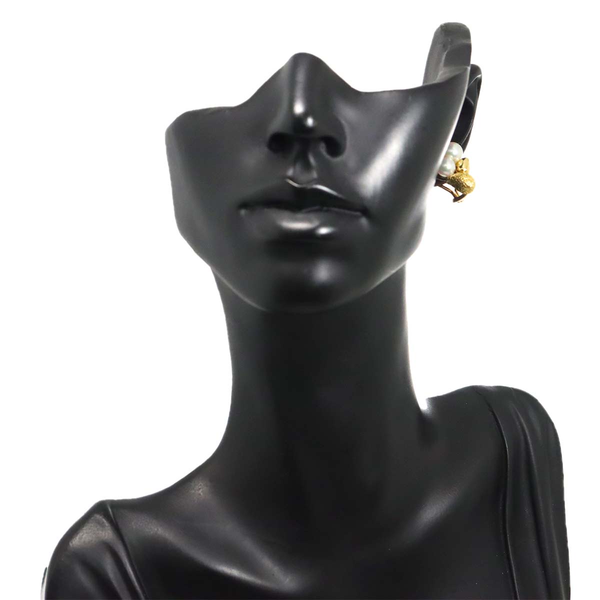 Akoya Pearl 5.8-6.2mm Earrings Clip on 18K Yellow Gold 750
