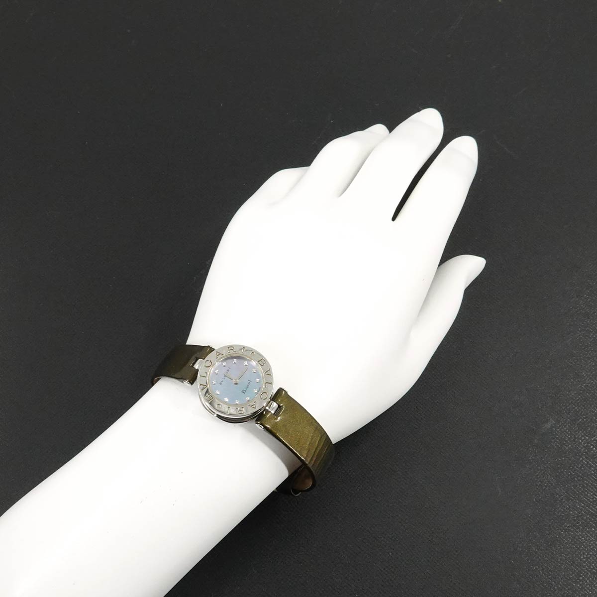 B-Zero1 BZ22S Bangle Watch Quartz Blue Shell Dial Ladies