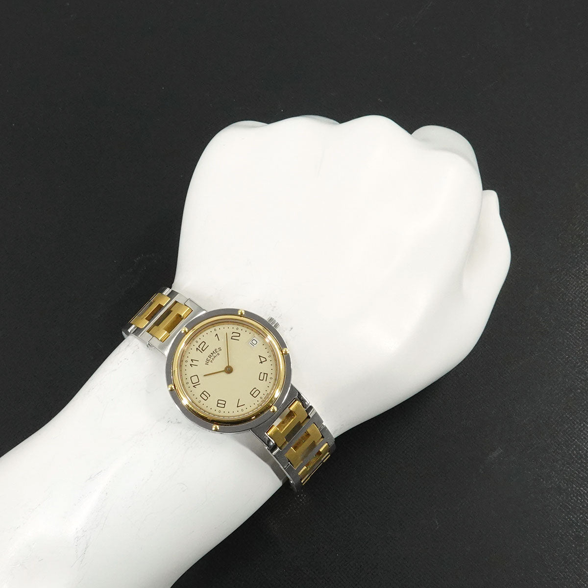 Clipper Quartz Cream Dial Date Mens Watch