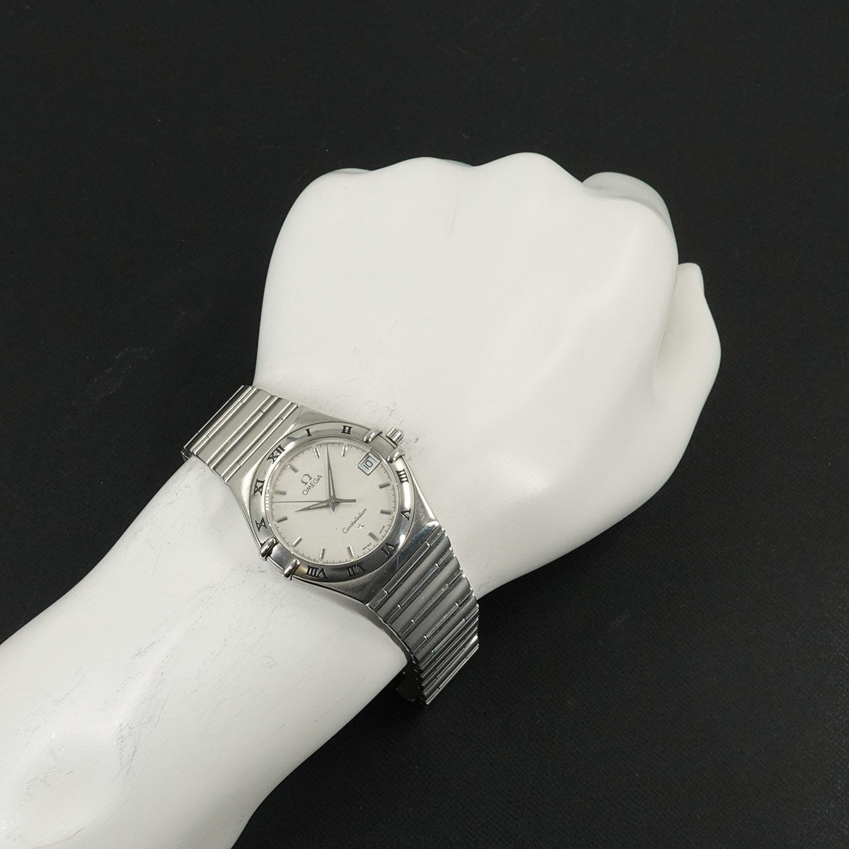 Constellation 1512 30 Quartz Date Silver Dial Mens Watch