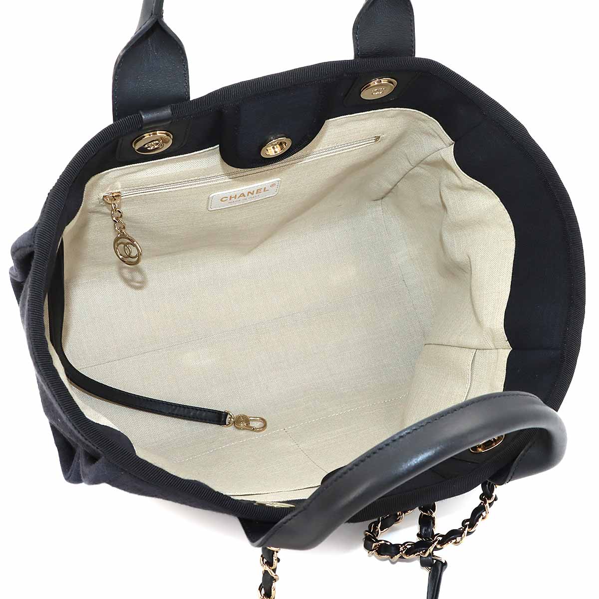 Deauville Small Shopping Tote Chain Shoulder Bag Black AS3257